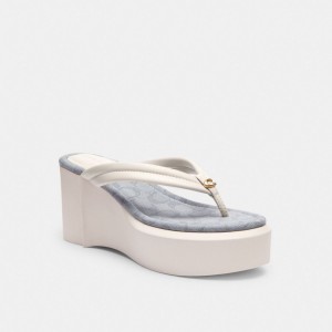 Coach Franki Flip Flop In Signature Jacquard Blanche | COH865901